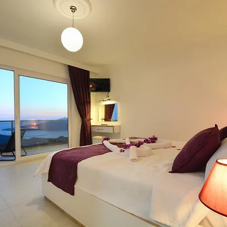 Villa Regal *