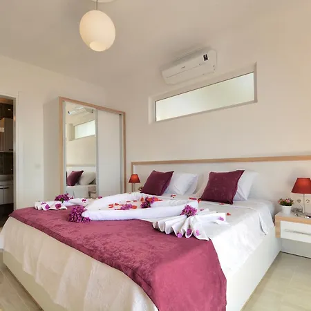 Villa Regal *