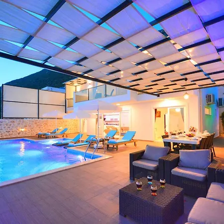Villa Regal *