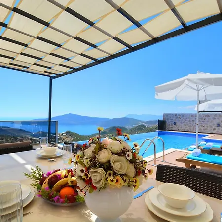 Villa Regal *